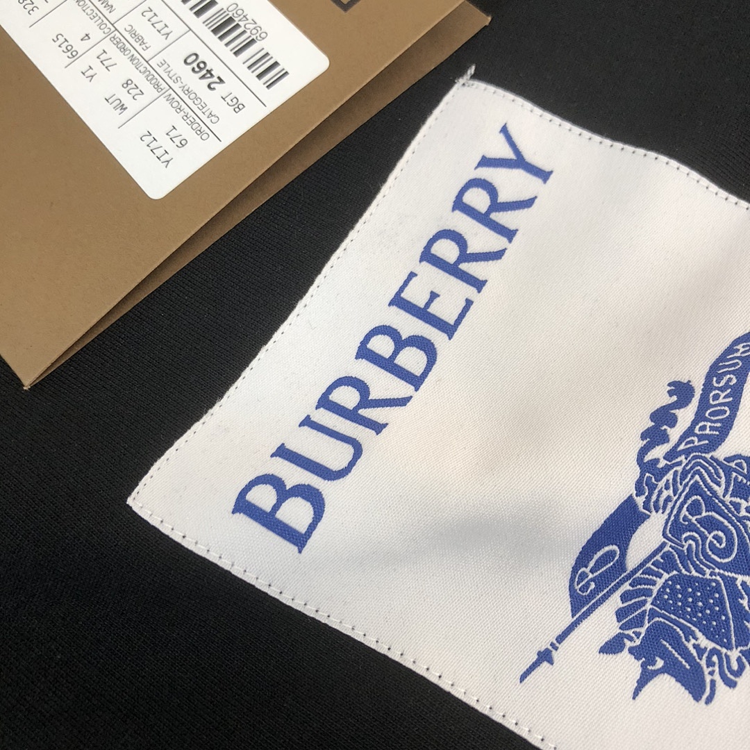 Burberry T-Shirt Style 002 detail view 1