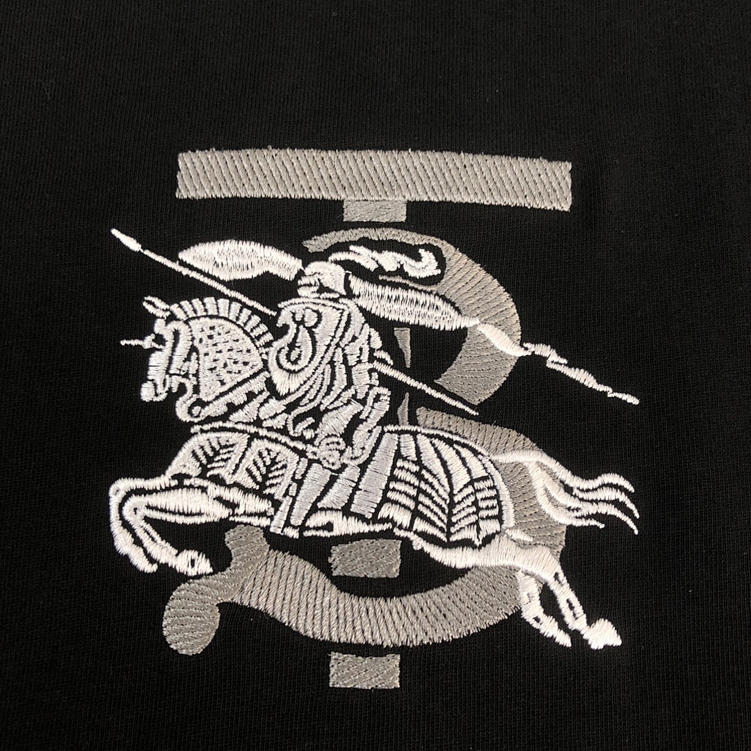 Burberry T-Shirt Style 003 detail view 1