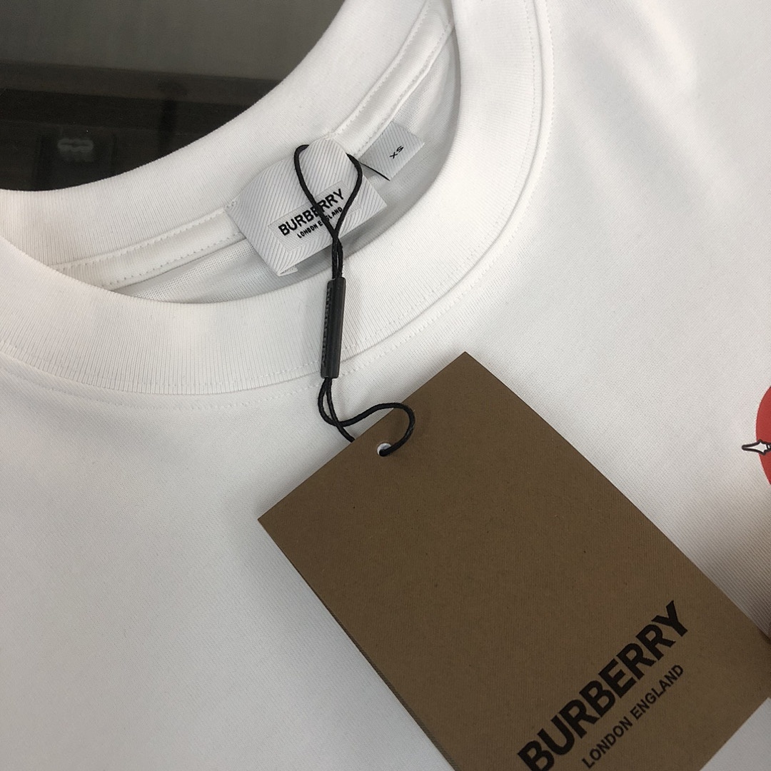 Burberry T-Shirt Style 005 detail view 3