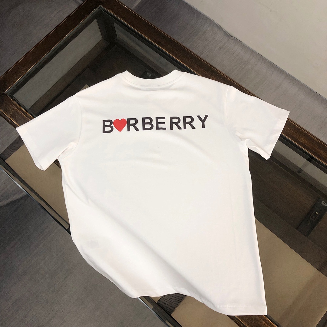 Burberry T-Shirt Style 005 detail view 5