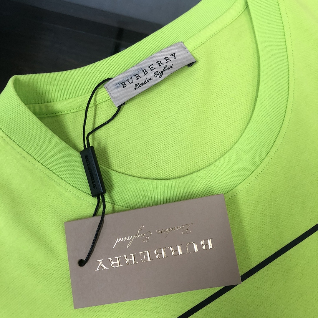 Burberry T-Shirt Style 009 detail view 3