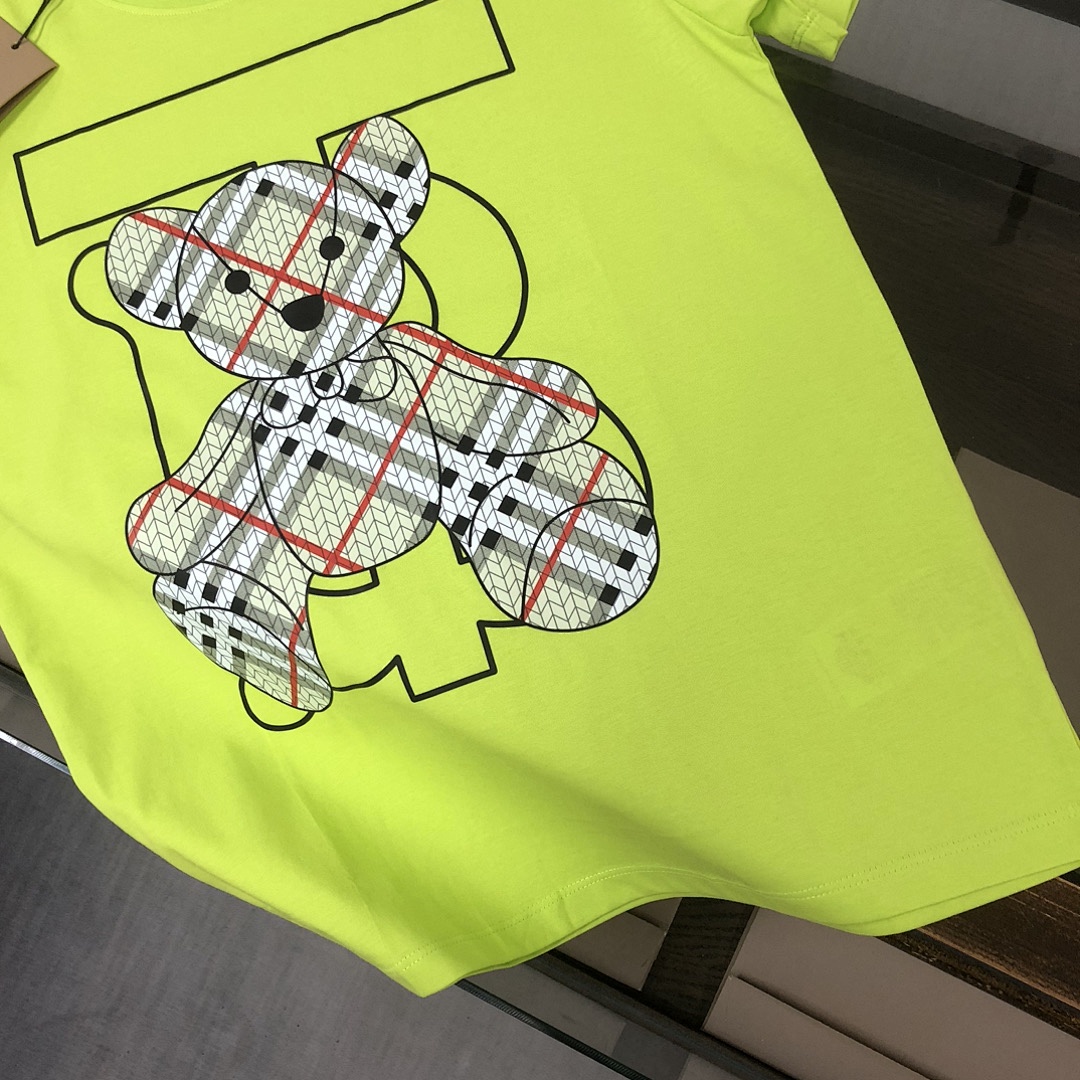 Burberry T-Shirt Style 009 detail view 4