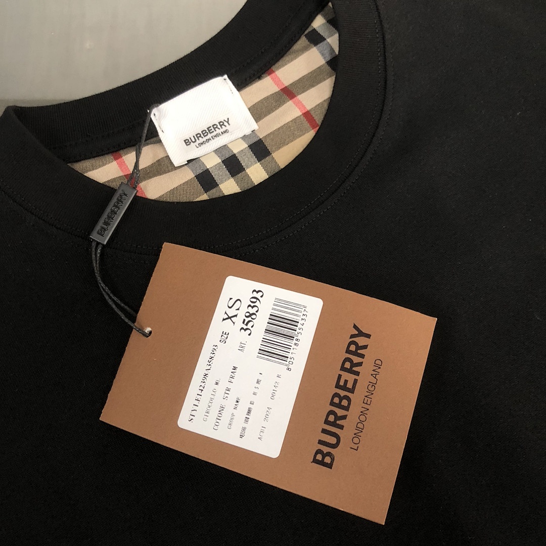 Burberry T-Shirt Style 011 detail view 6