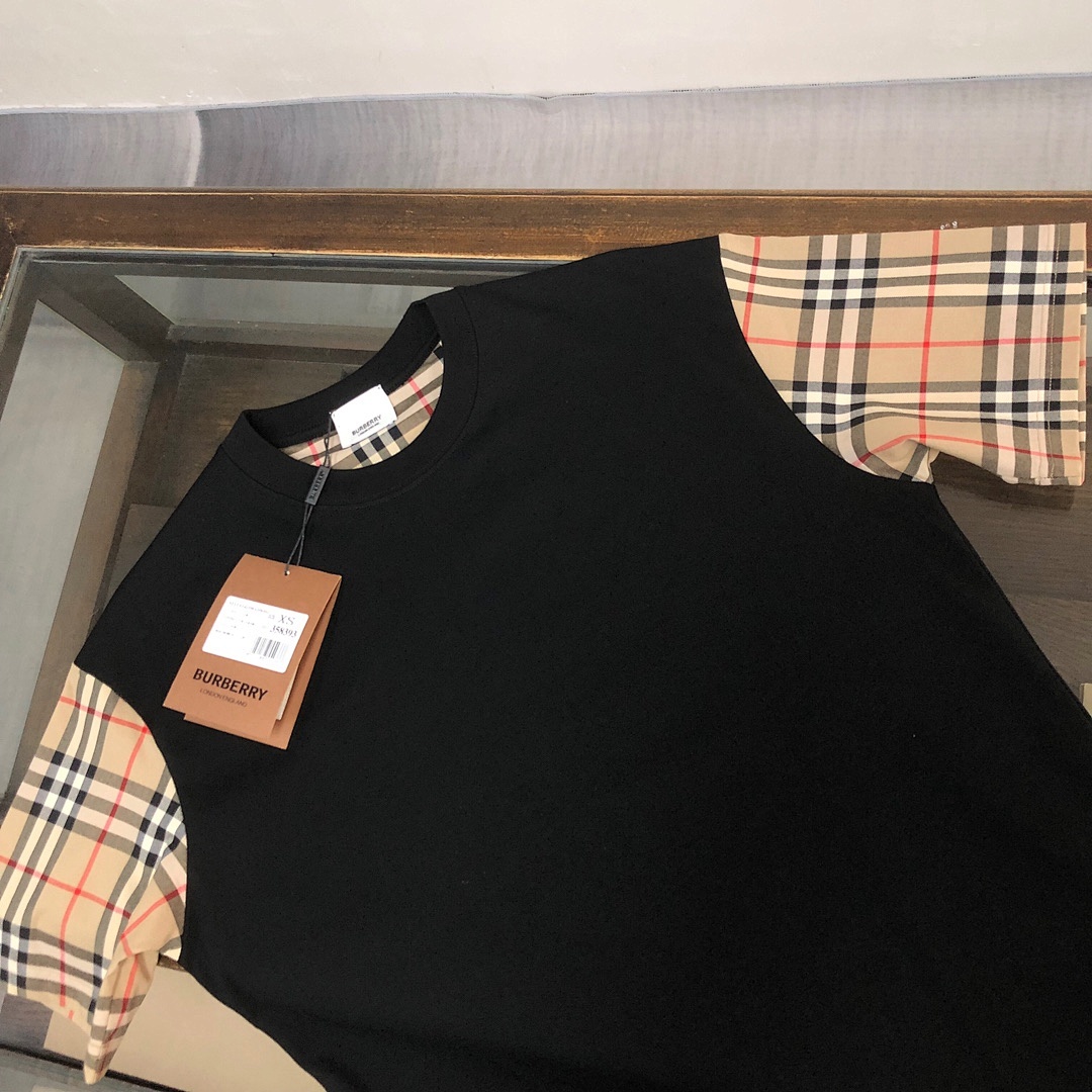 Burberry T-Shirt Style 011 detail view 7
