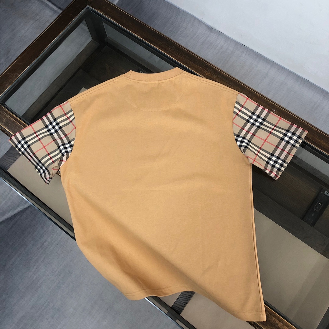 Burberry T-Shirt Style 013 detail view 4