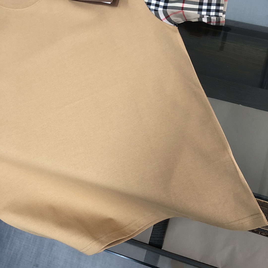 Burberry T-Shirt Style 013 detail view 5