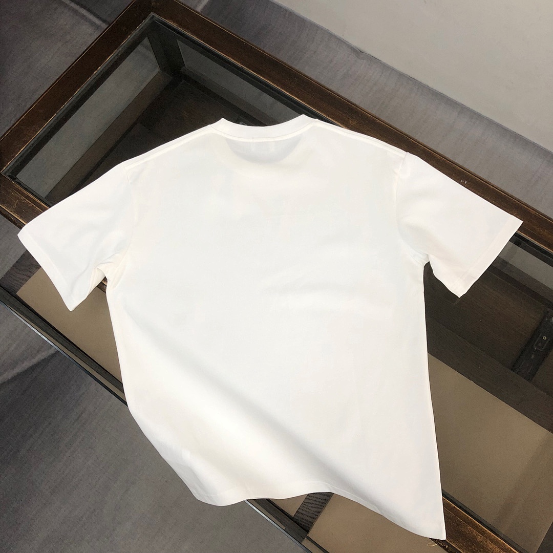 Burberry T-Shirt Style 018 detail view 3