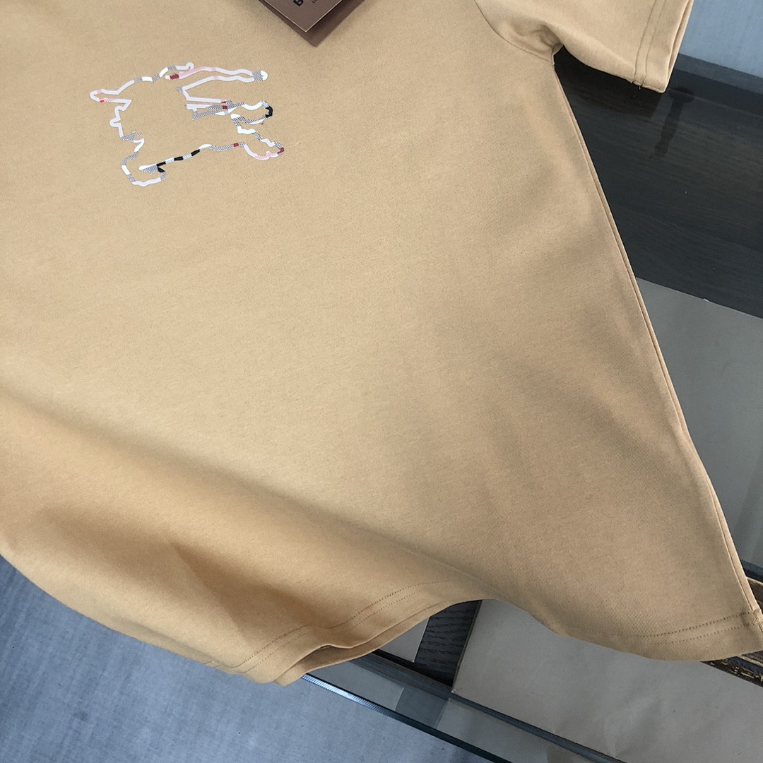 Burberry T-Shirt Style 019 detail view 5