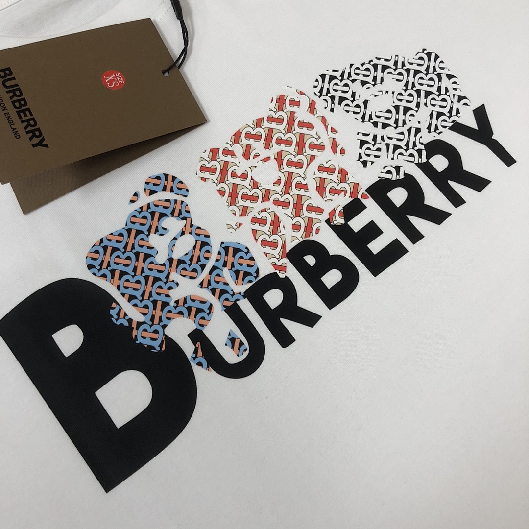 Burberry T-Shirt Style 027 detail view 2