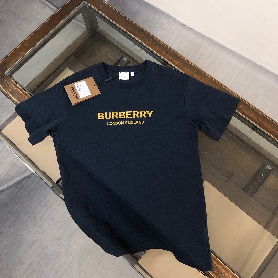 Burberry T-Shirt Style 029 detail view 7