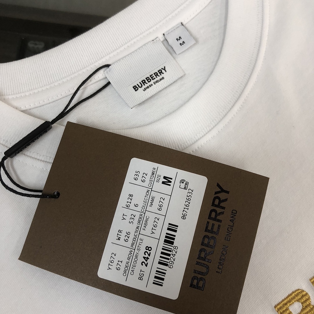 Burberry T-Shirt Style 030 detail view 4