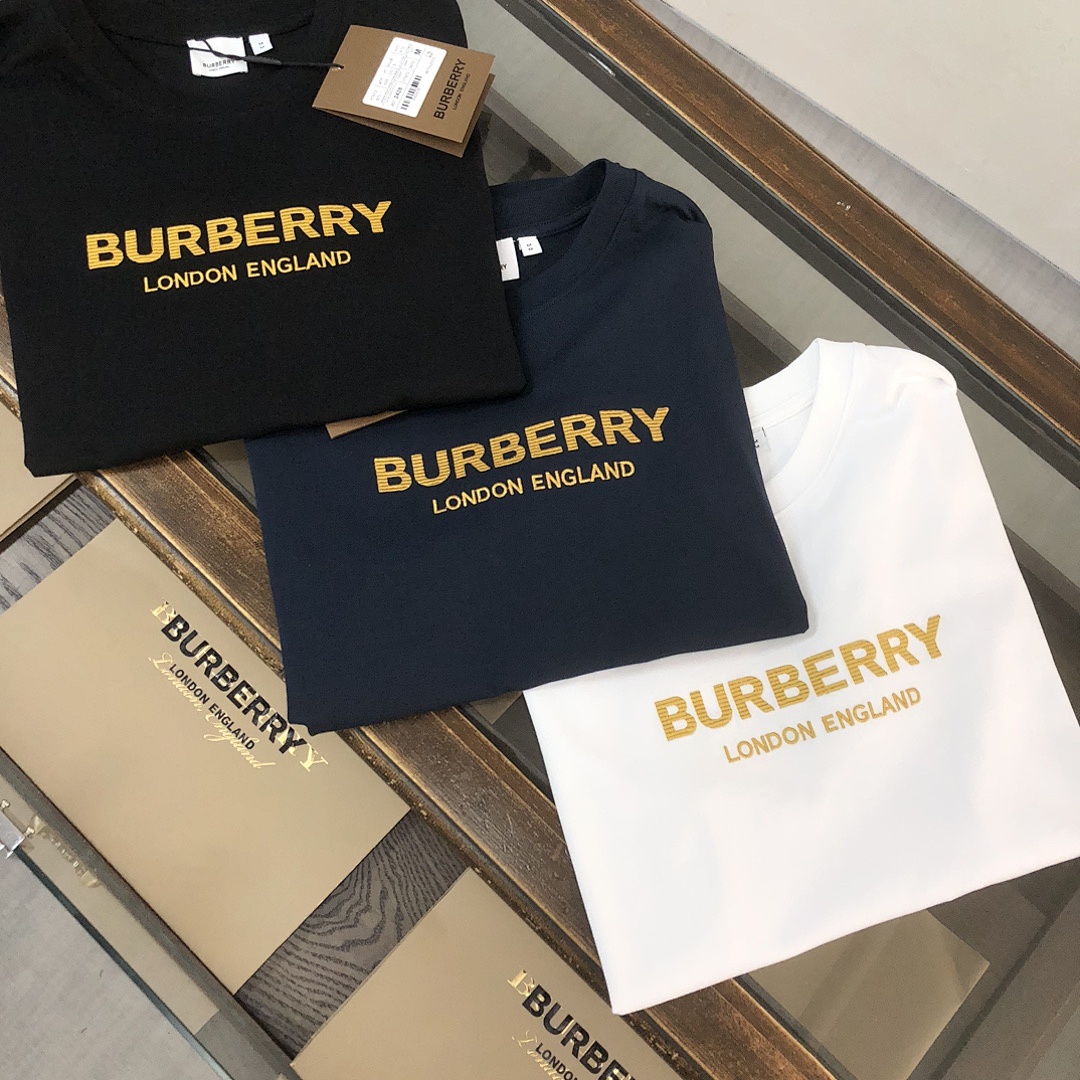 Burberry T-Shirt Style 030 detail view 5