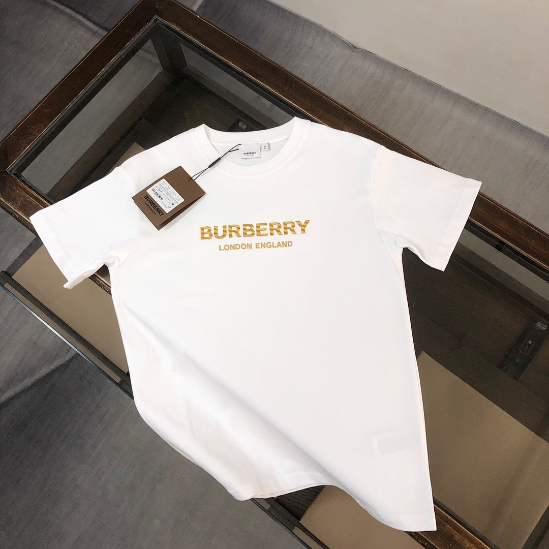 Burberry T-Shirt Style 030 detail view 6