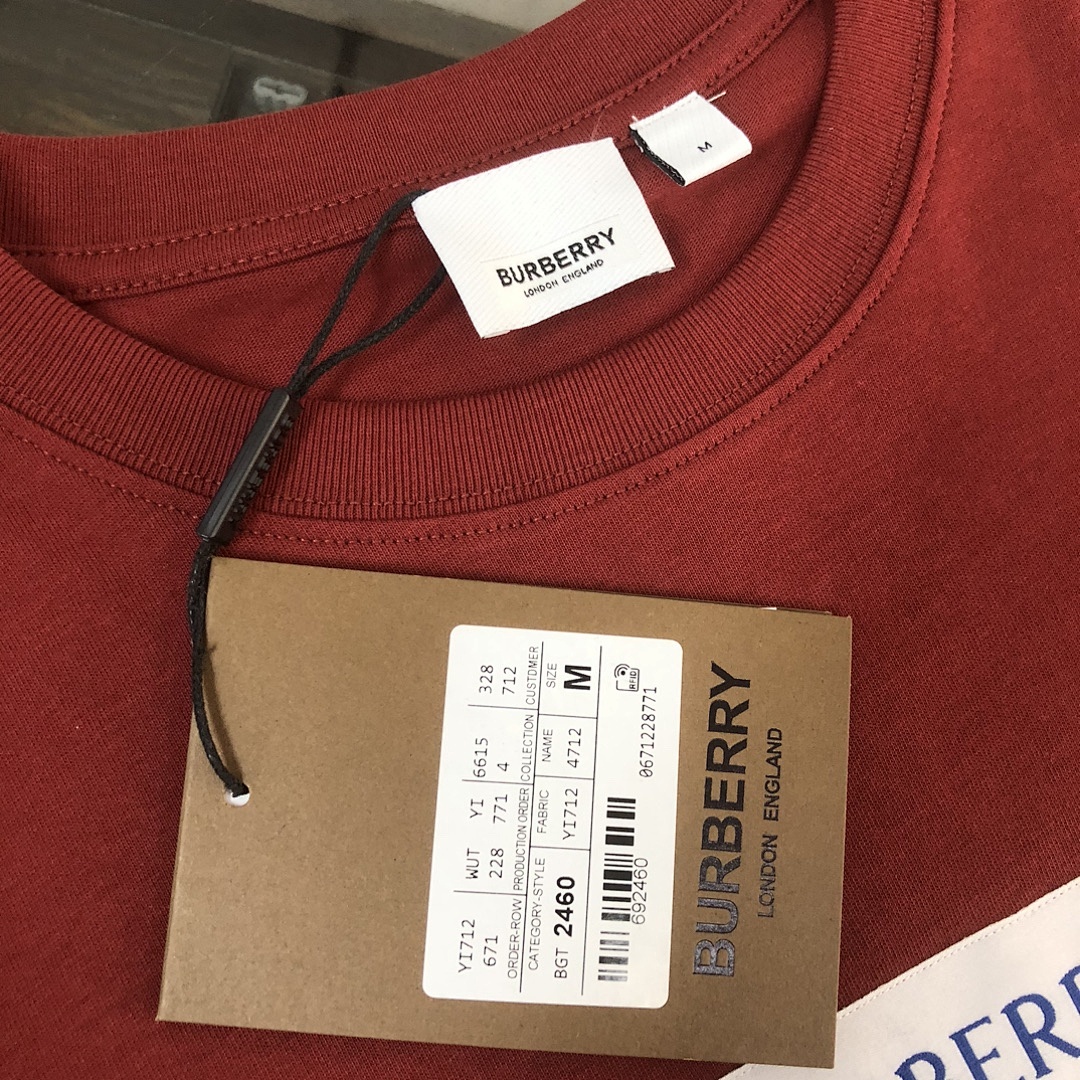 Burberry T-Shirt Style 031 detail view 4