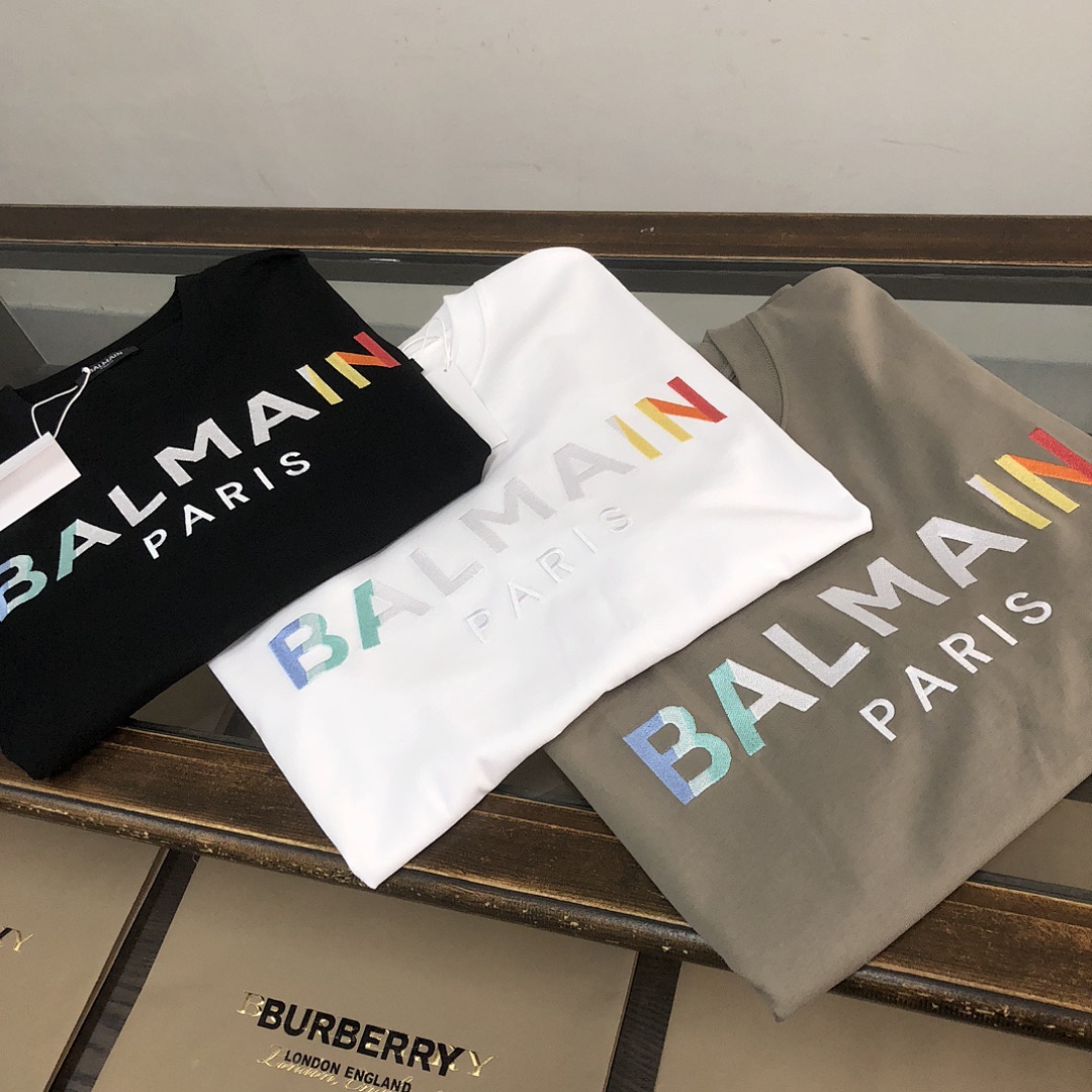 Balmain T-Shirt detail view 6