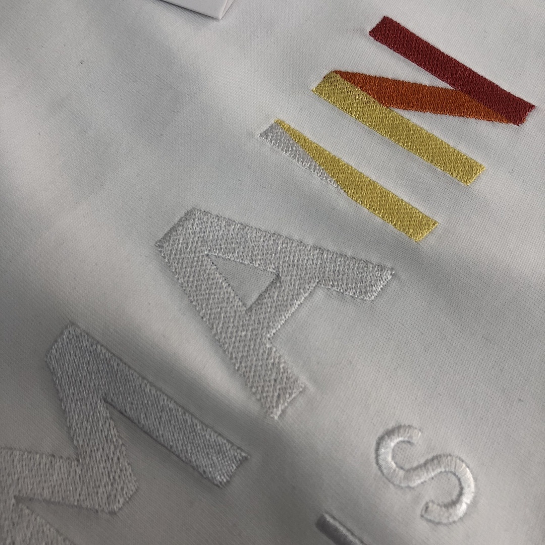 Balmain T-Shirt Style 002 detail view 2