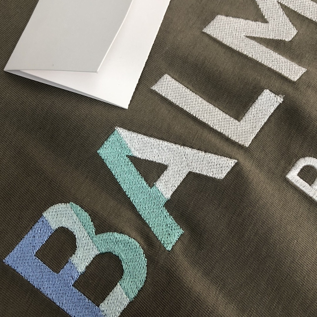 Balmain T-Shirt Style 003 detail view 3