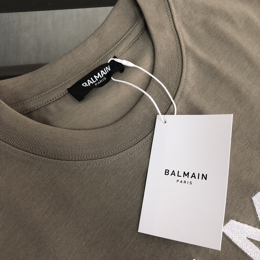 Balmain T-Shirt Style 003 detail view 5