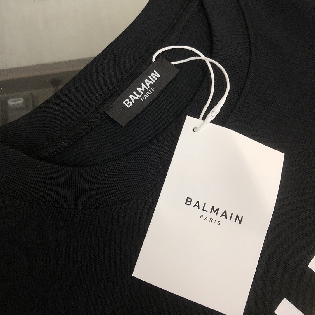 Balmain T-Shirt Style 004 detail view 3