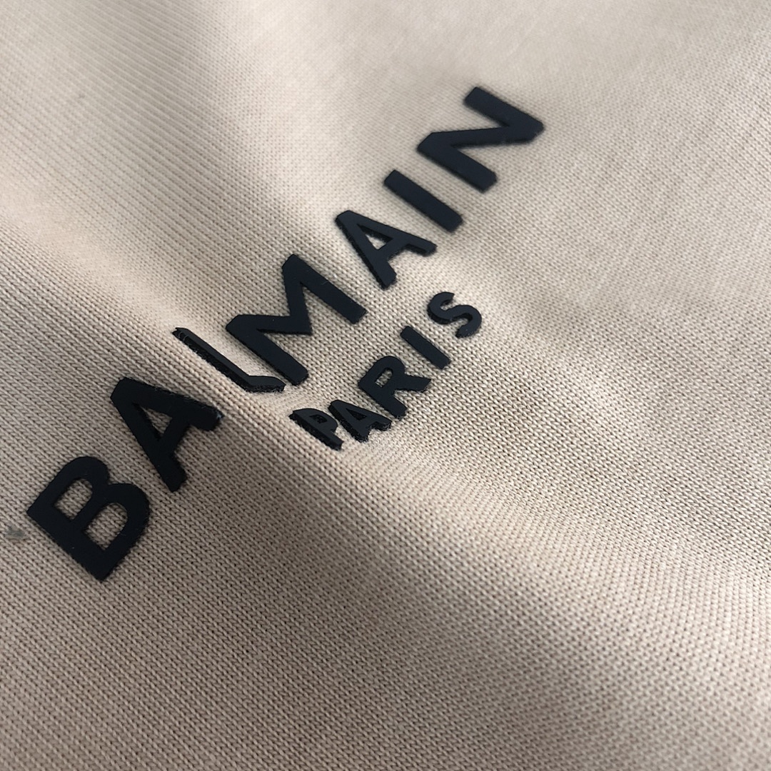 Balmain T-Shirt Style 010 detail view 2