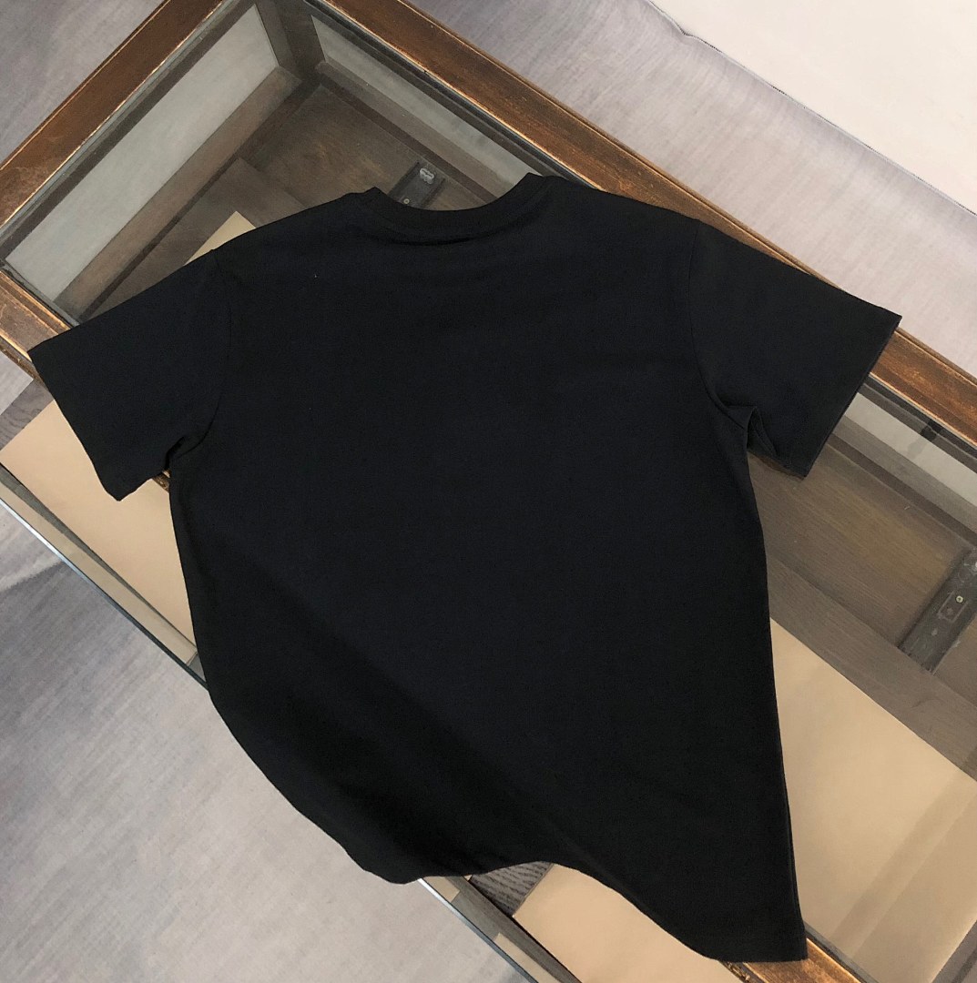 Balenciaga T-Shirt Style 115 detail view 7