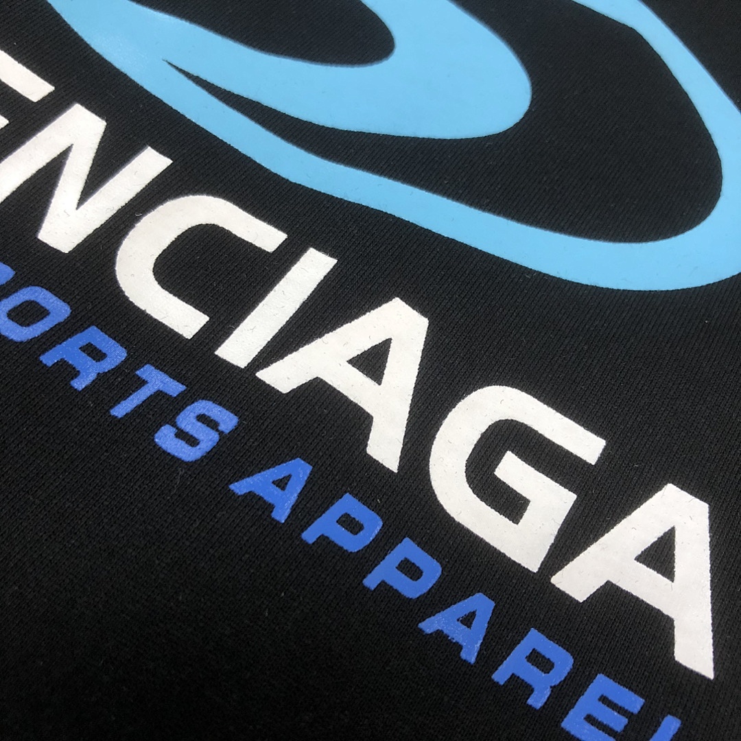 Balenciaga T-Shirt Style 120 detail view 2