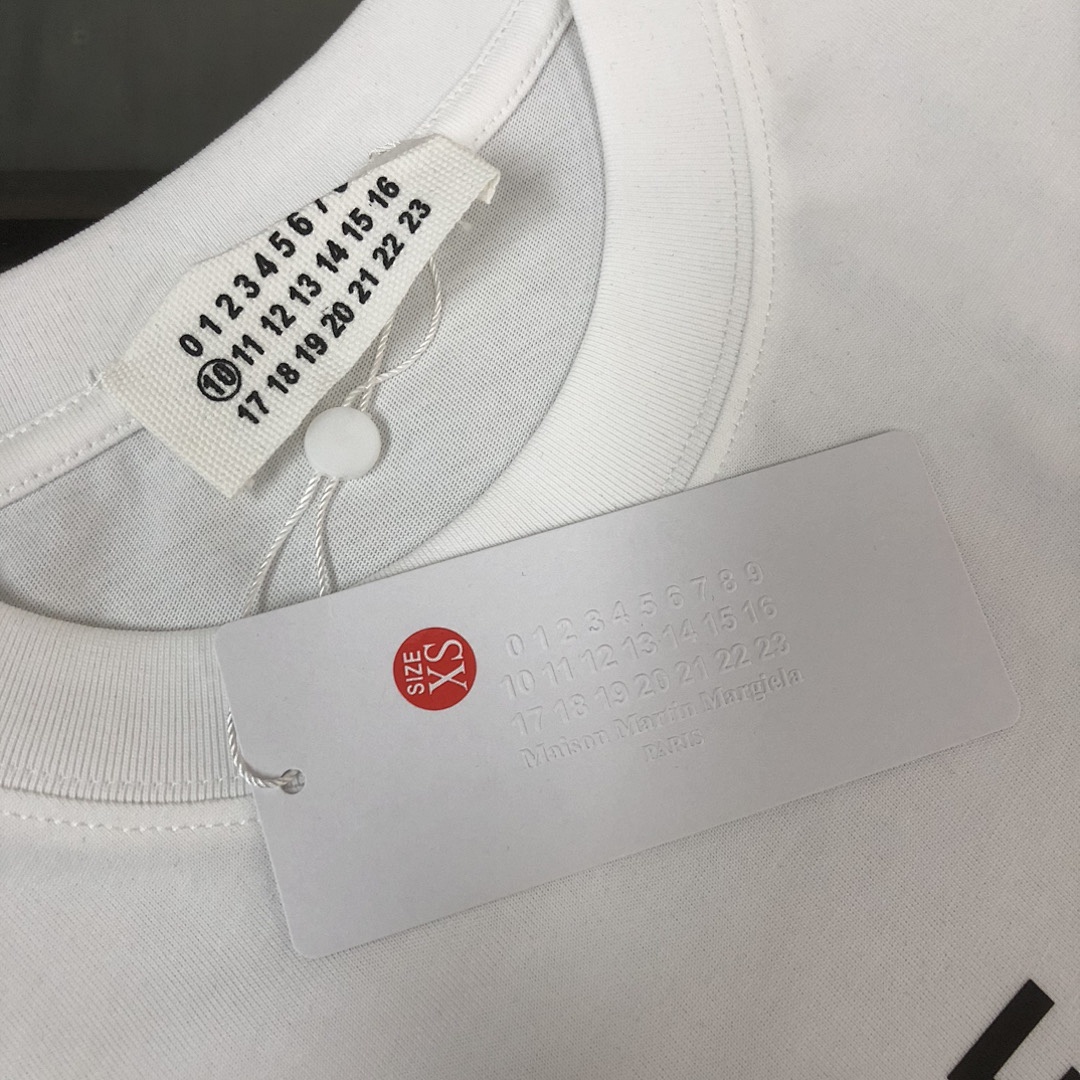 Maison Margiela T-Shirt detail view 2
