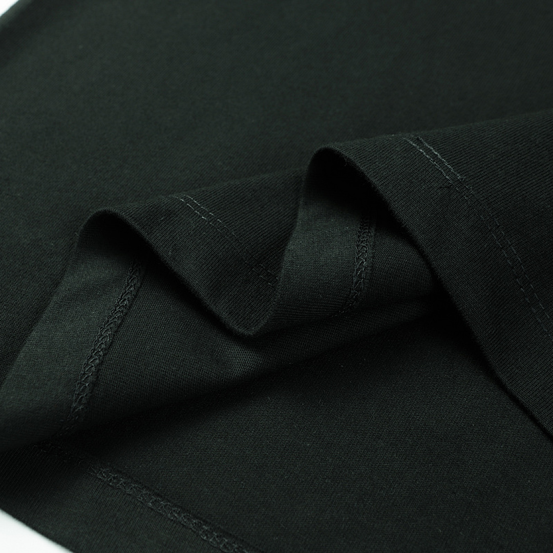 Fear of God T-Shirt Style 017 detail view 7