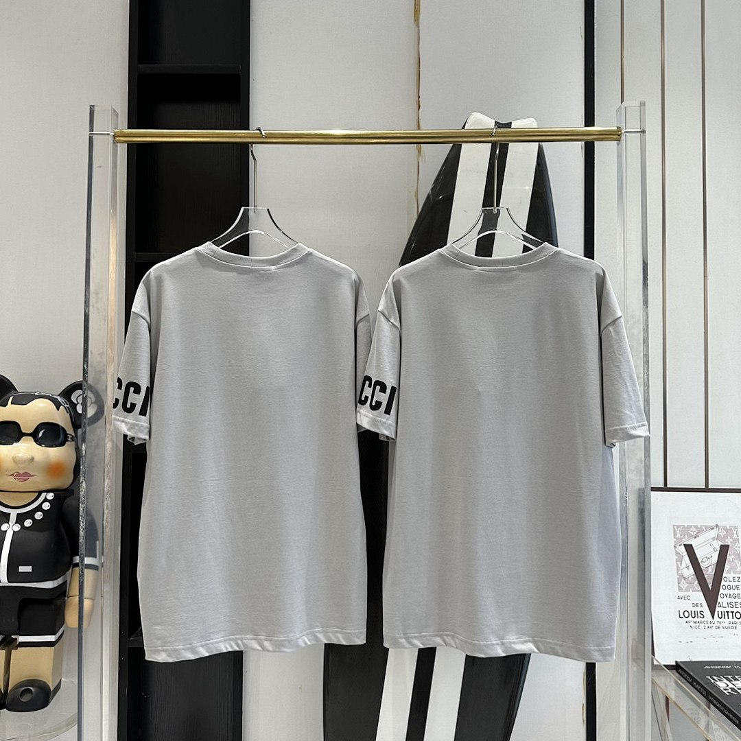 Gucci T-Shirt Style 118 detail view 2