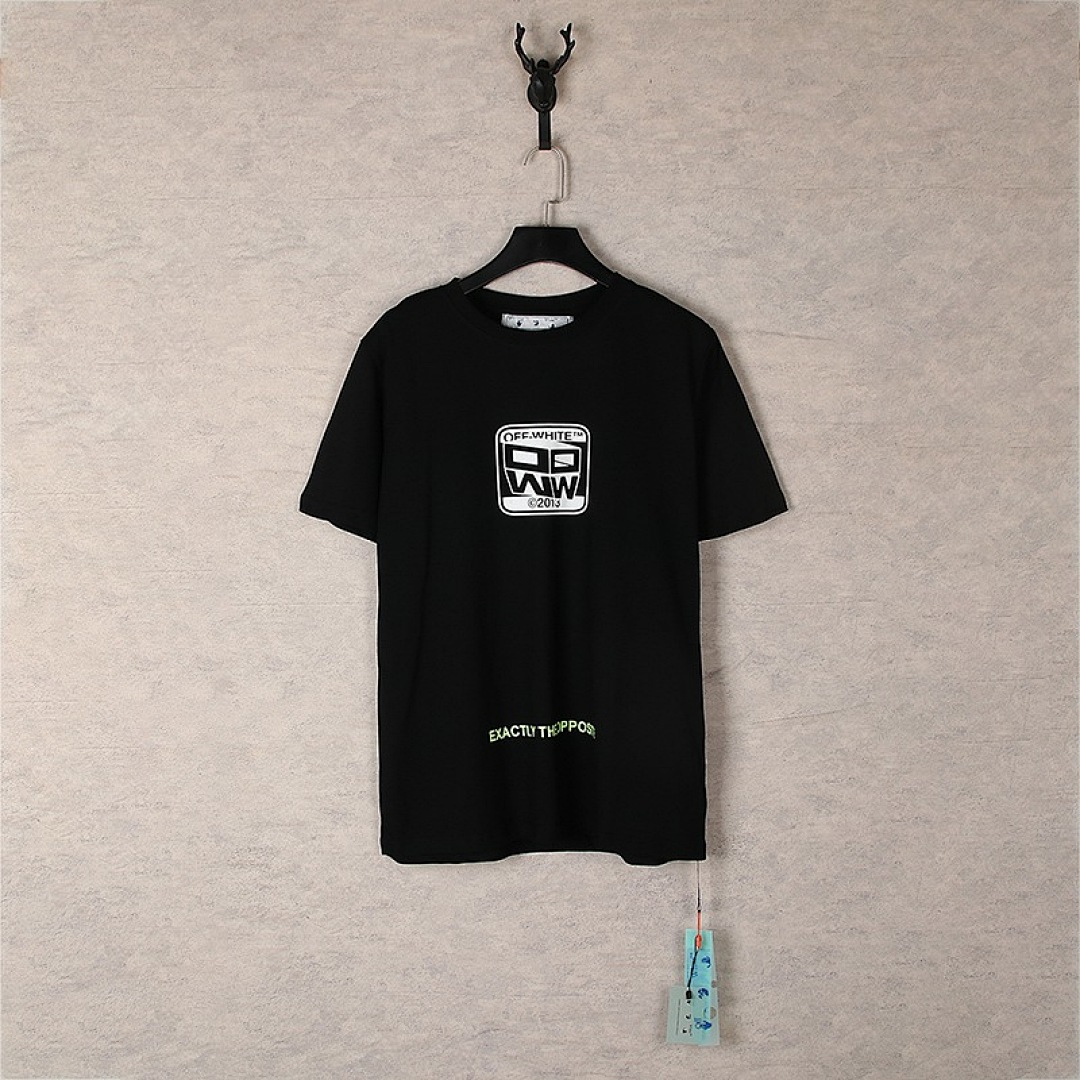 Off-White T-Shirt Style 026 detail view 2