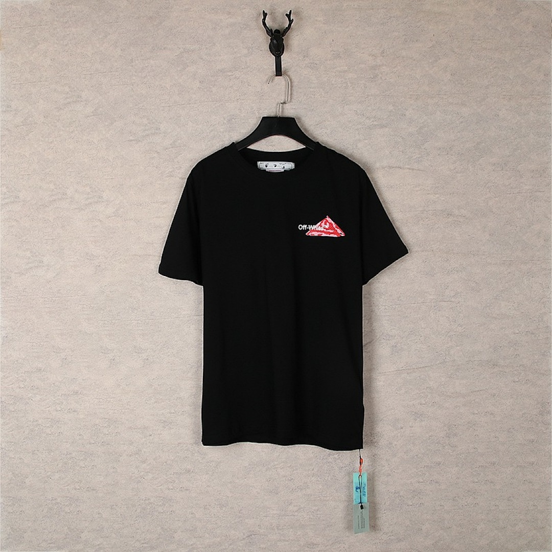 Off-White T-Shirt Style 028 detail view 1