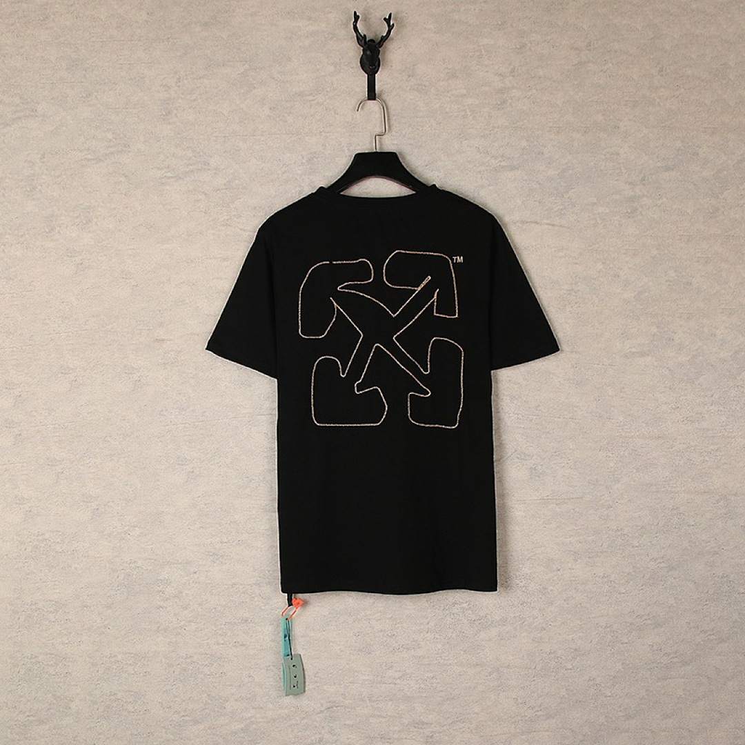 Off-White T-Shirt Style 030 detail view 2