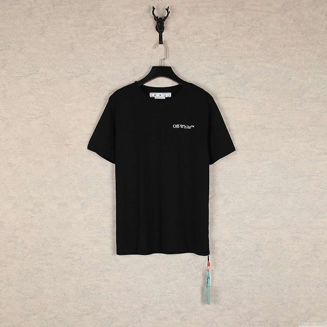 Off-White T-Shirt Style 037 detail view 1