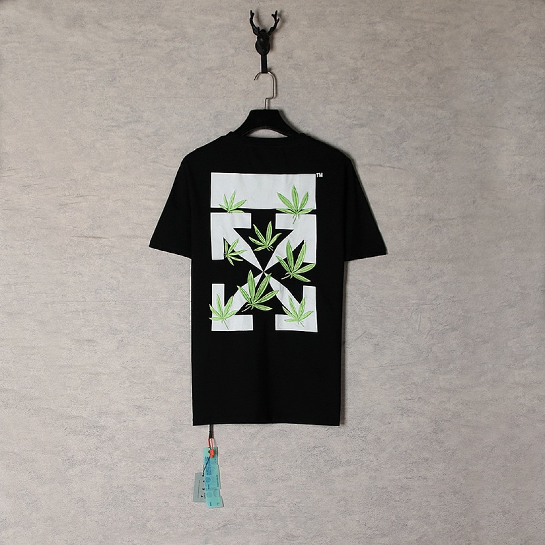 Off-White T-Shirt Style 049 detail view 1