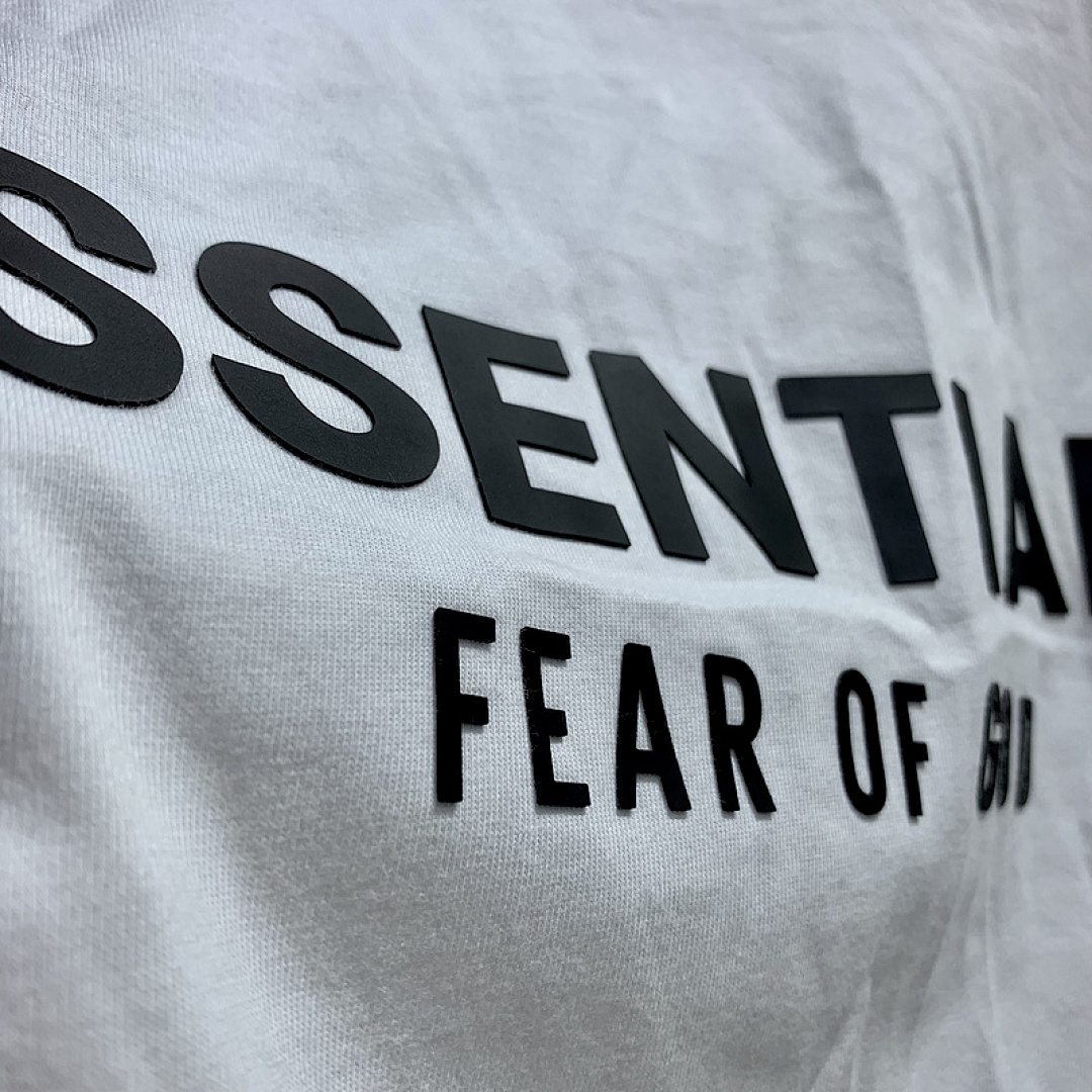 Fear of God T-Shirt Style 028 detail view 7