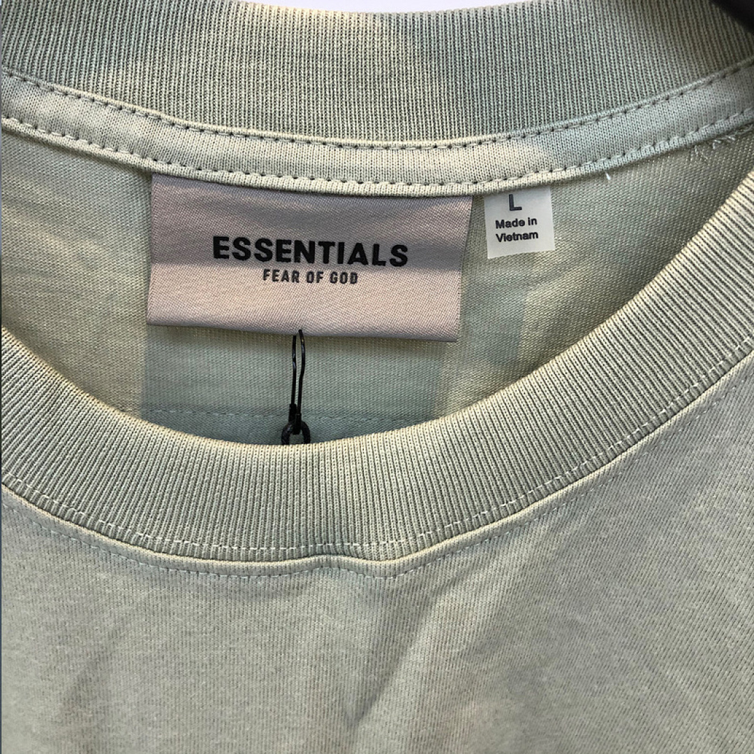 Fear of God T-Shirt Style 029 detail view 1