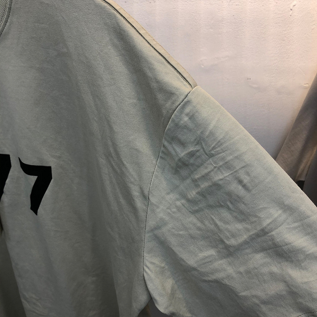 Fear of God T-Shirt Style 030 detail view 4