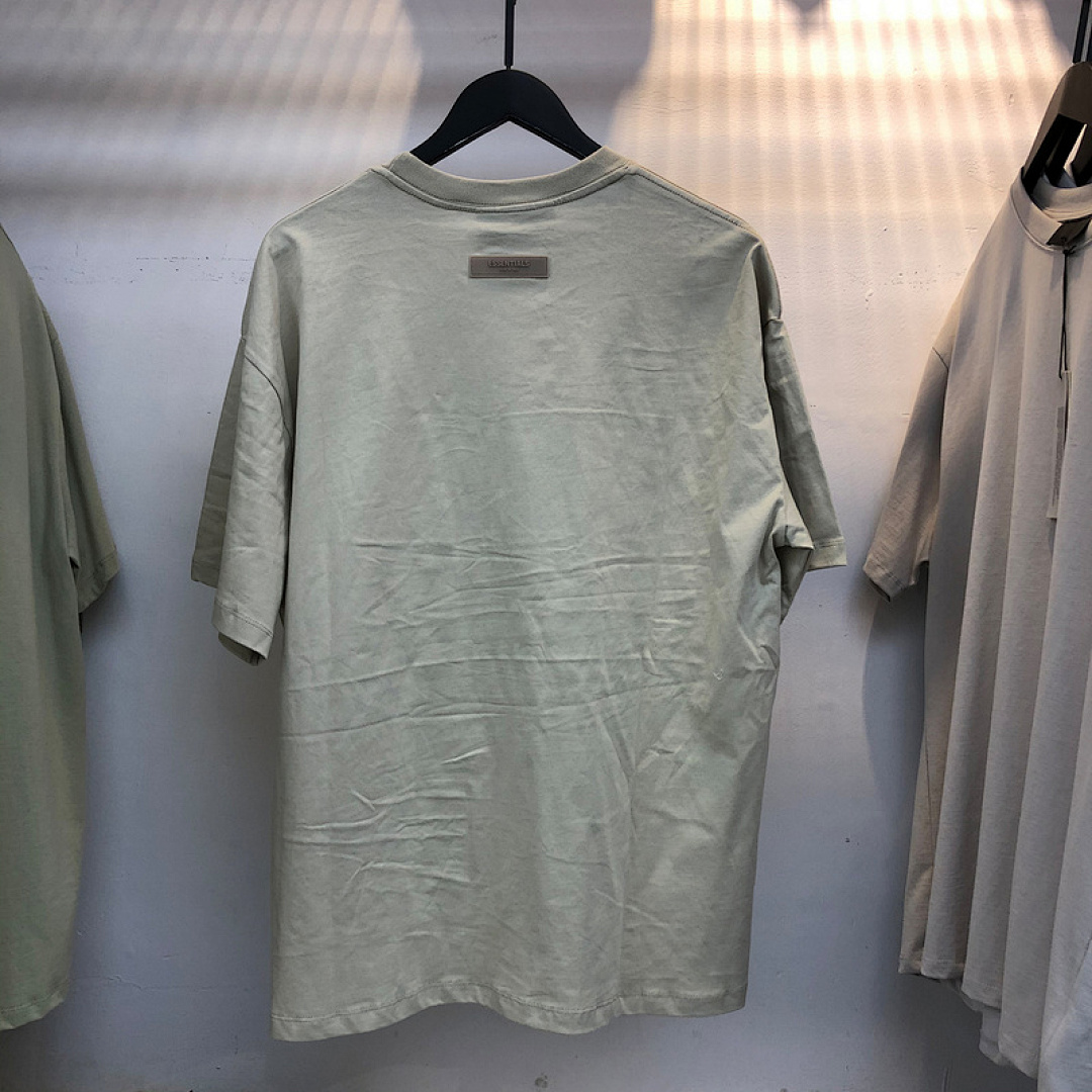 Fear of God T-Shirt Style 030 detail view 6