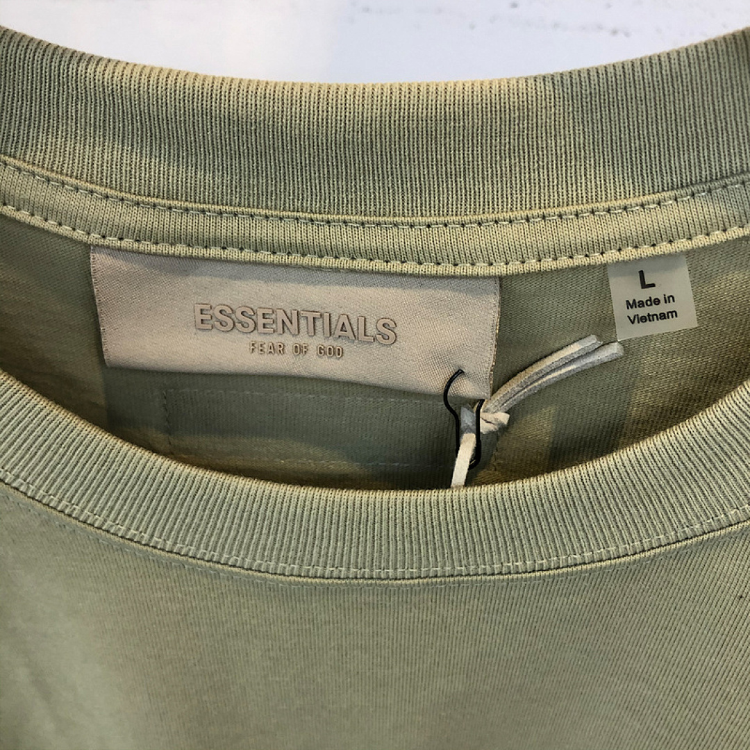 Fear of God T-Shirt Style 031 detail view 1
