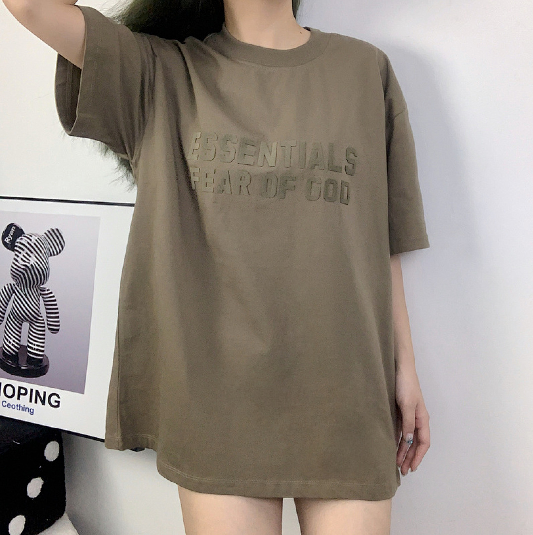 Fear of God T-Shirt Style 033 detail view 4