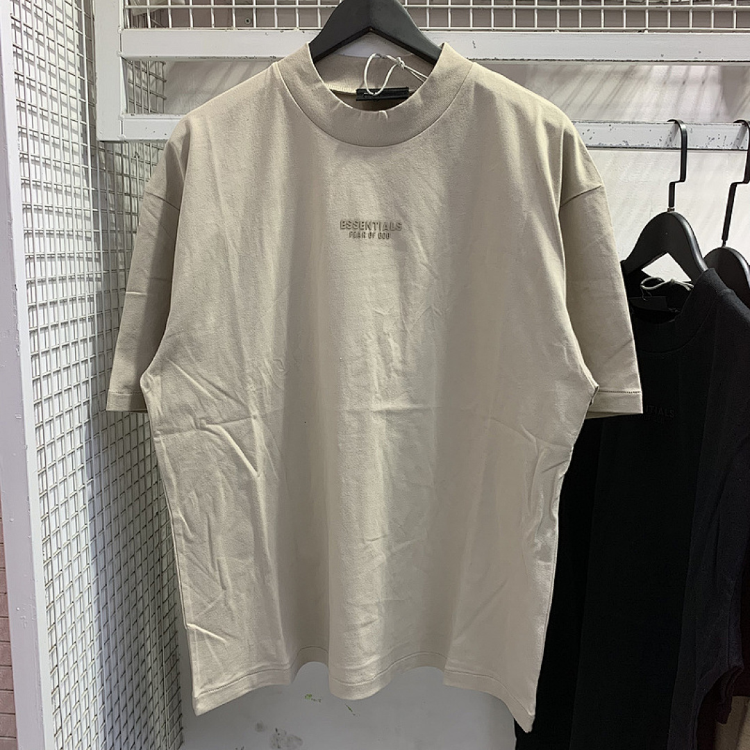 Fear of God T-Shirt Style 037 detail view 4