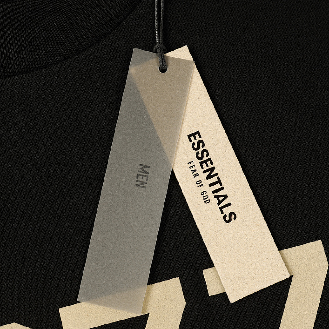 Fear of God T-Shirt Style 045 detail view 1