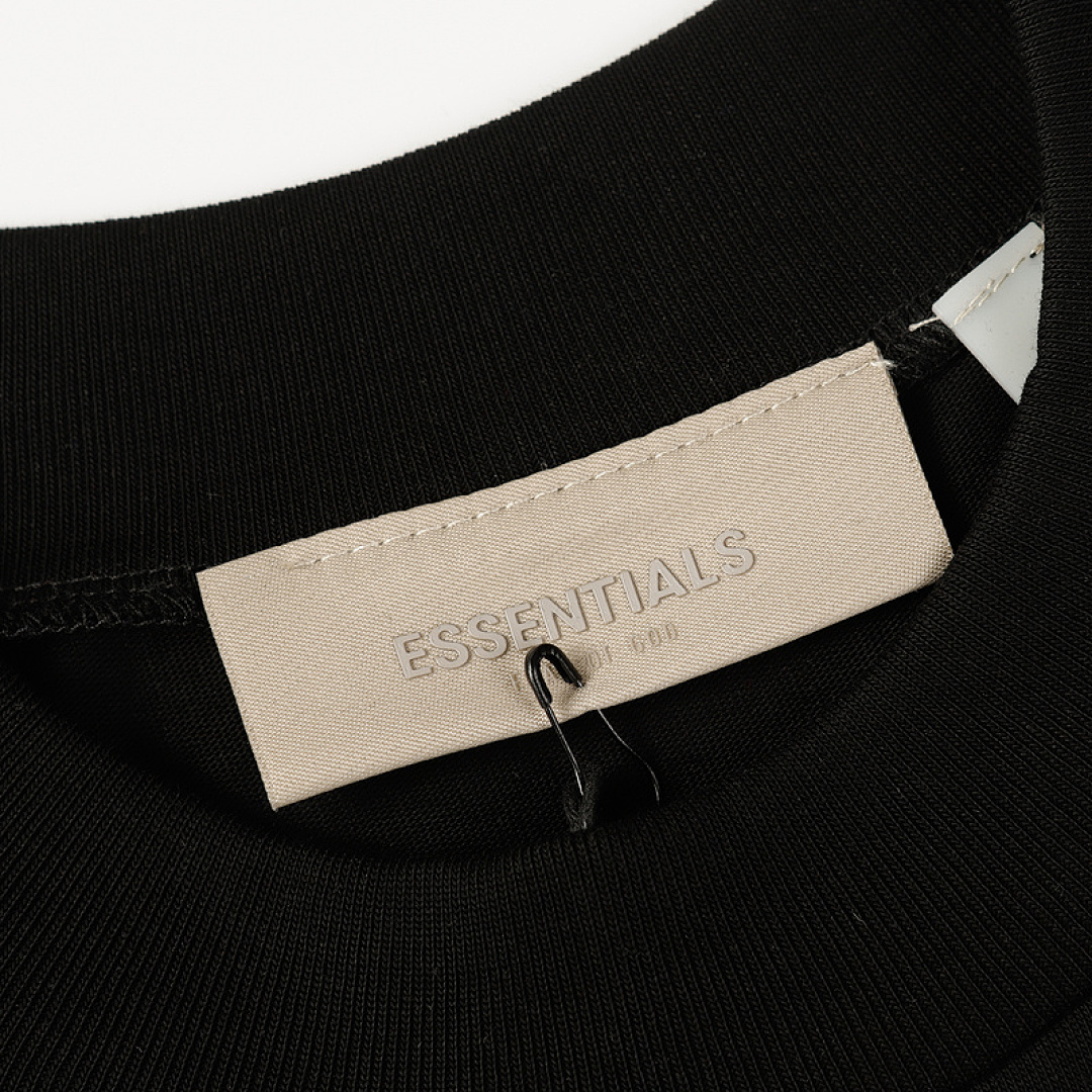 Fear of God T-Shirt Style 045 detail view 2