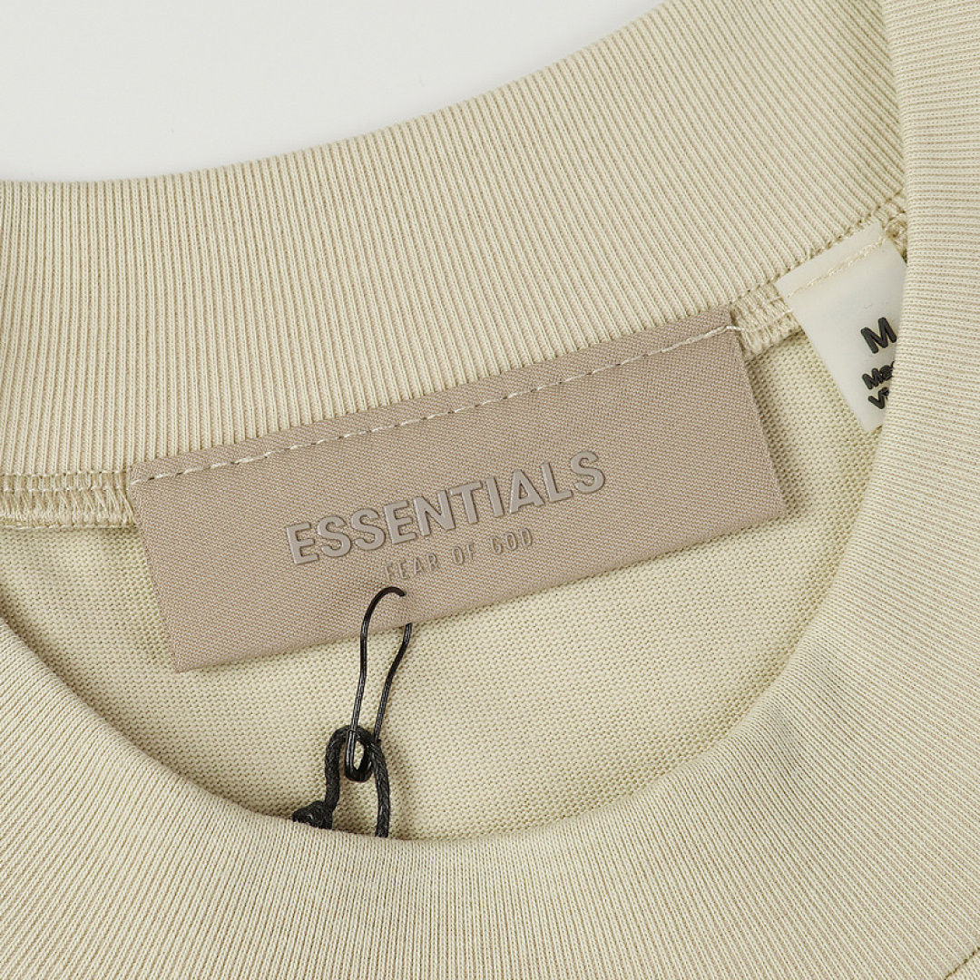 Fear of God T-Shirt Style 047 detail view 3
