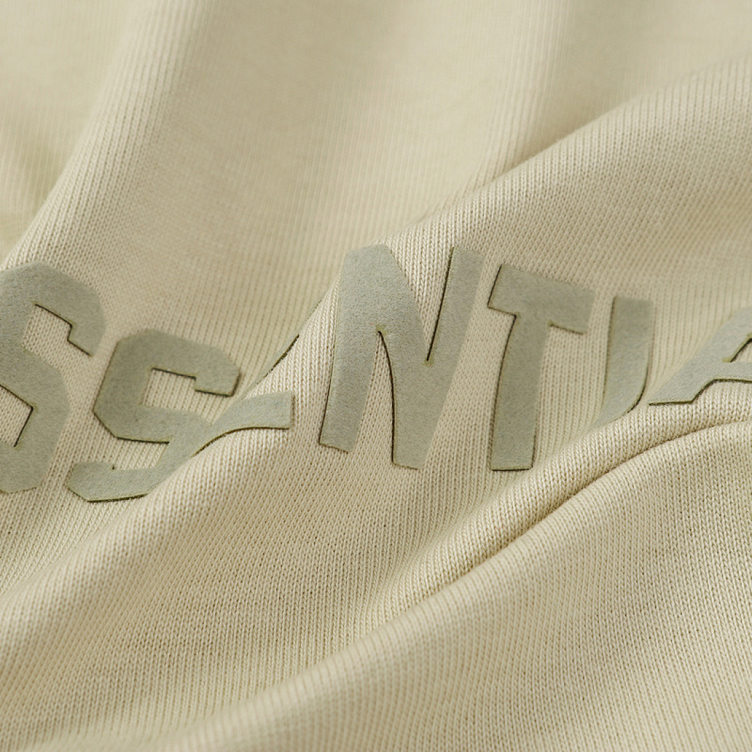 Fear of God T-Shirt Style 047 detail view 5