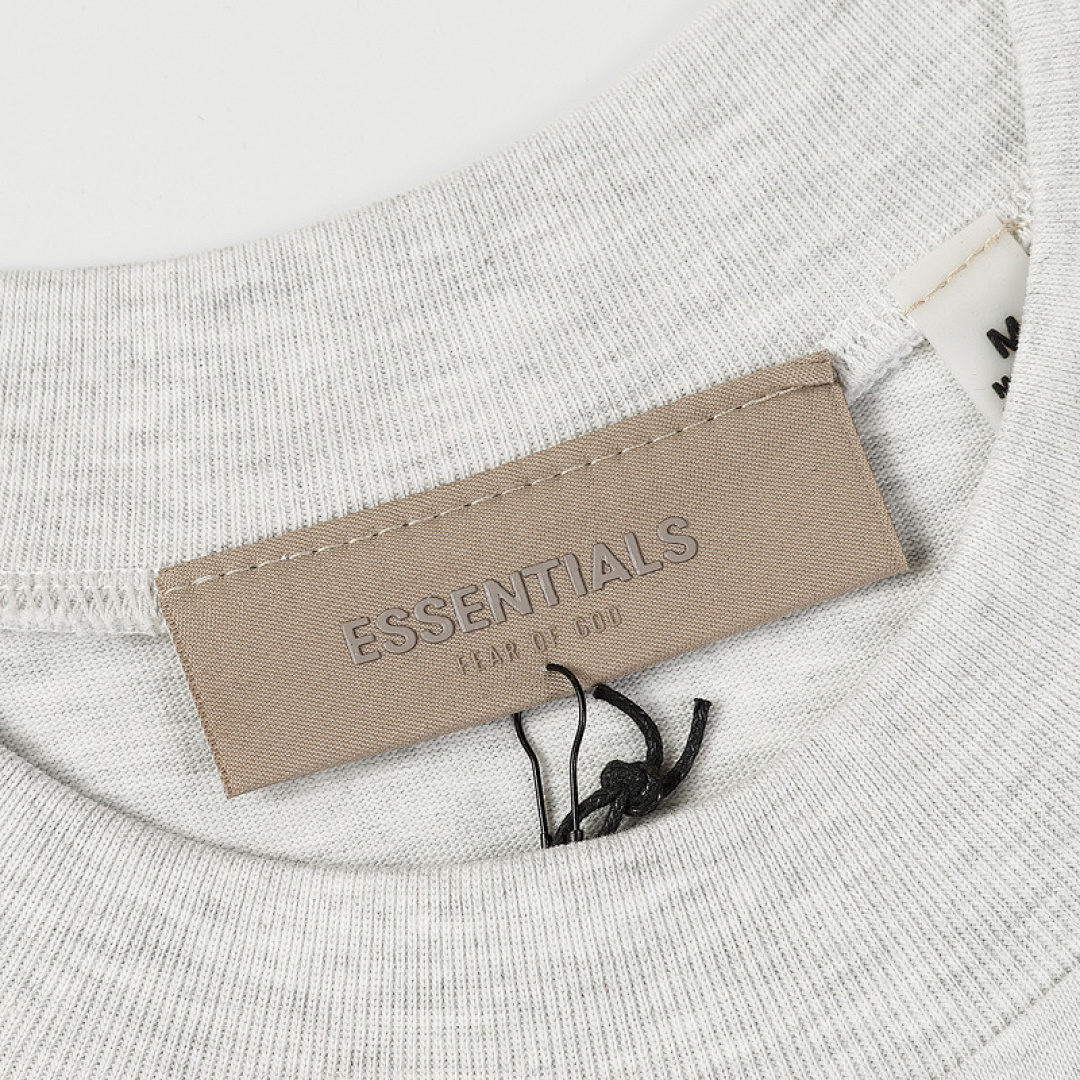 Fear of God T-Shirt Style 048 detail view 4