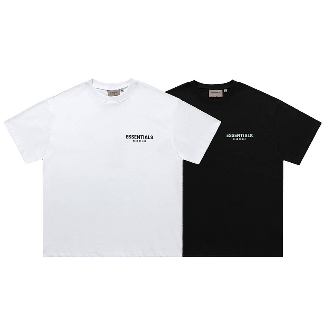 Fear of God T-Shirt Style 049 detail view 3