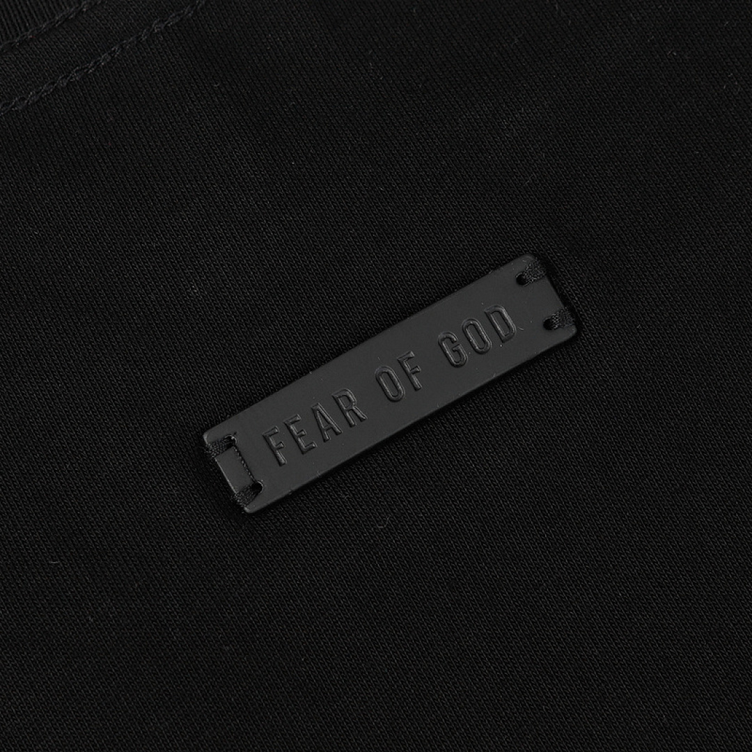 Fear of God T-Shirt Style 050 detail view 1
