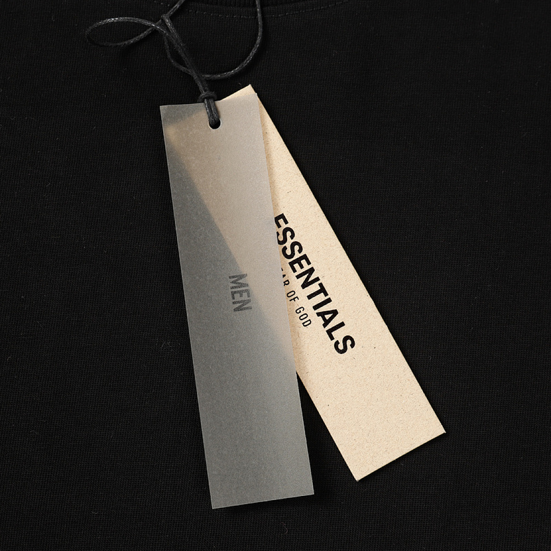 Fear of God T-Shirt Style 050 detail view 2