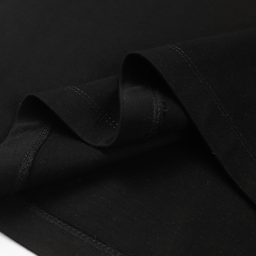 Fear of God T-Shirt Style 050 detail view 5